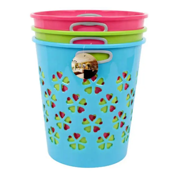 Wholesale 12-Inch Plastic Wastebasket With Die-Cut Hearts(24x$3.61)